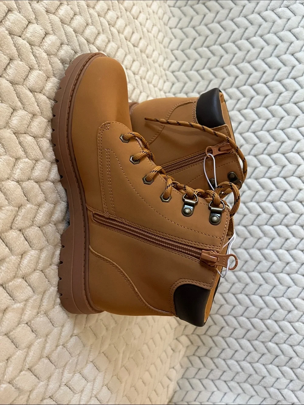 art class Cognac Lace-Up Kids Ankle Boots